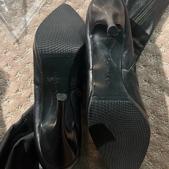 Calvin Klein leather booties - Picture 5 of 7